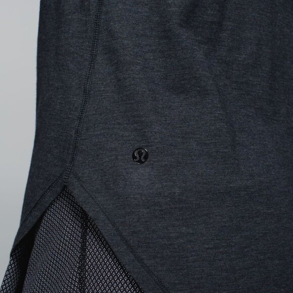 Lululemon Yogini 5 Year Long Sleeve Tee Heathered Black - Picture 3 of 9